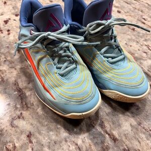 Nike Giannis Immortality 4